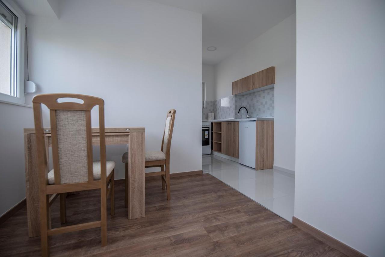 Apartman Arijana Требинье Экстерьер фото