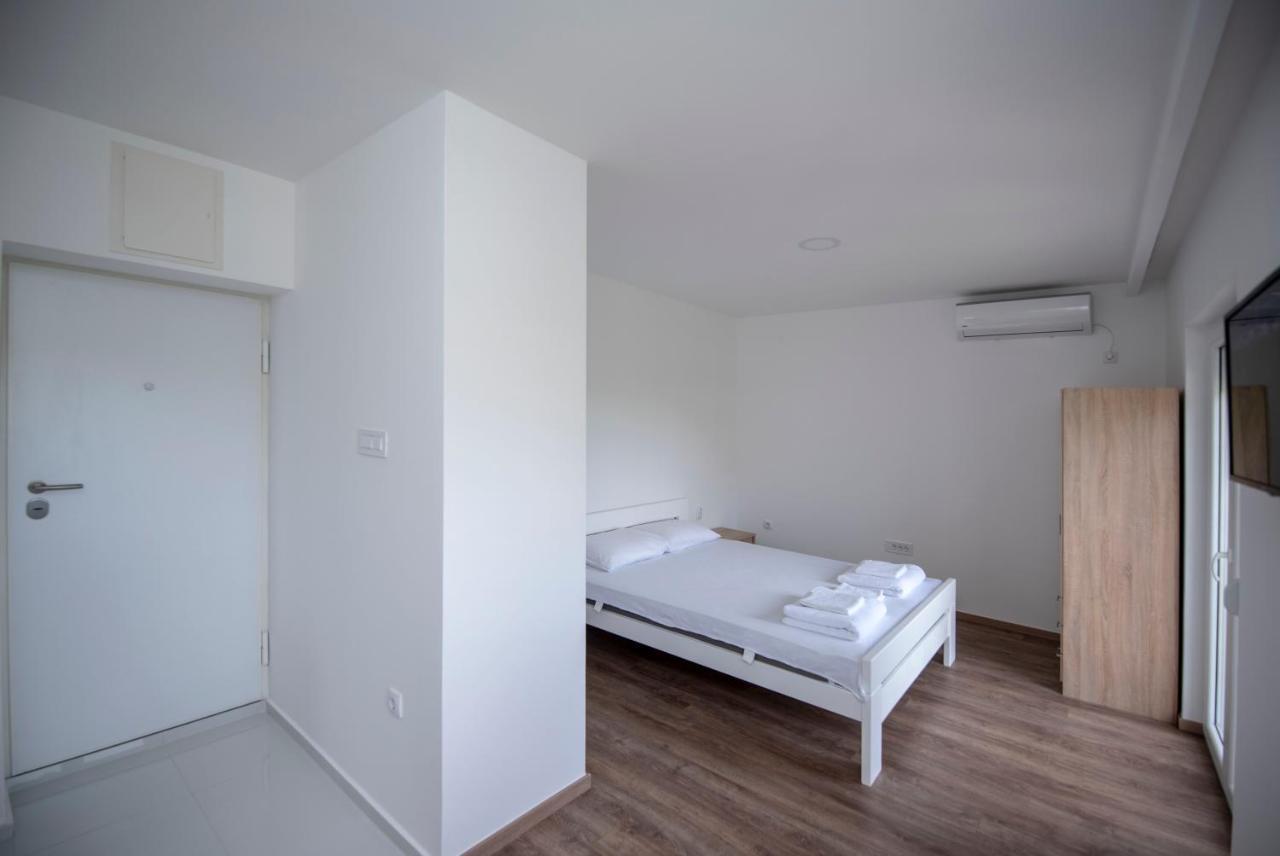 Apartman Arijana Требинье Экстерьер фото